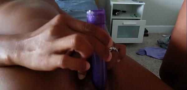  Cum glazing wife with ball weights on.